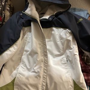 Women’s Columbia ski jacket- M